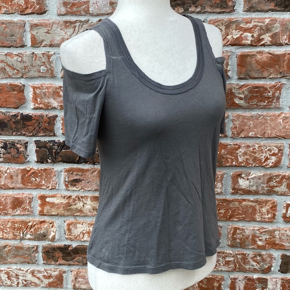 Splendid greenish gray, cold shoulder tank top / XS / Excellent condition - Picture 2 of 9